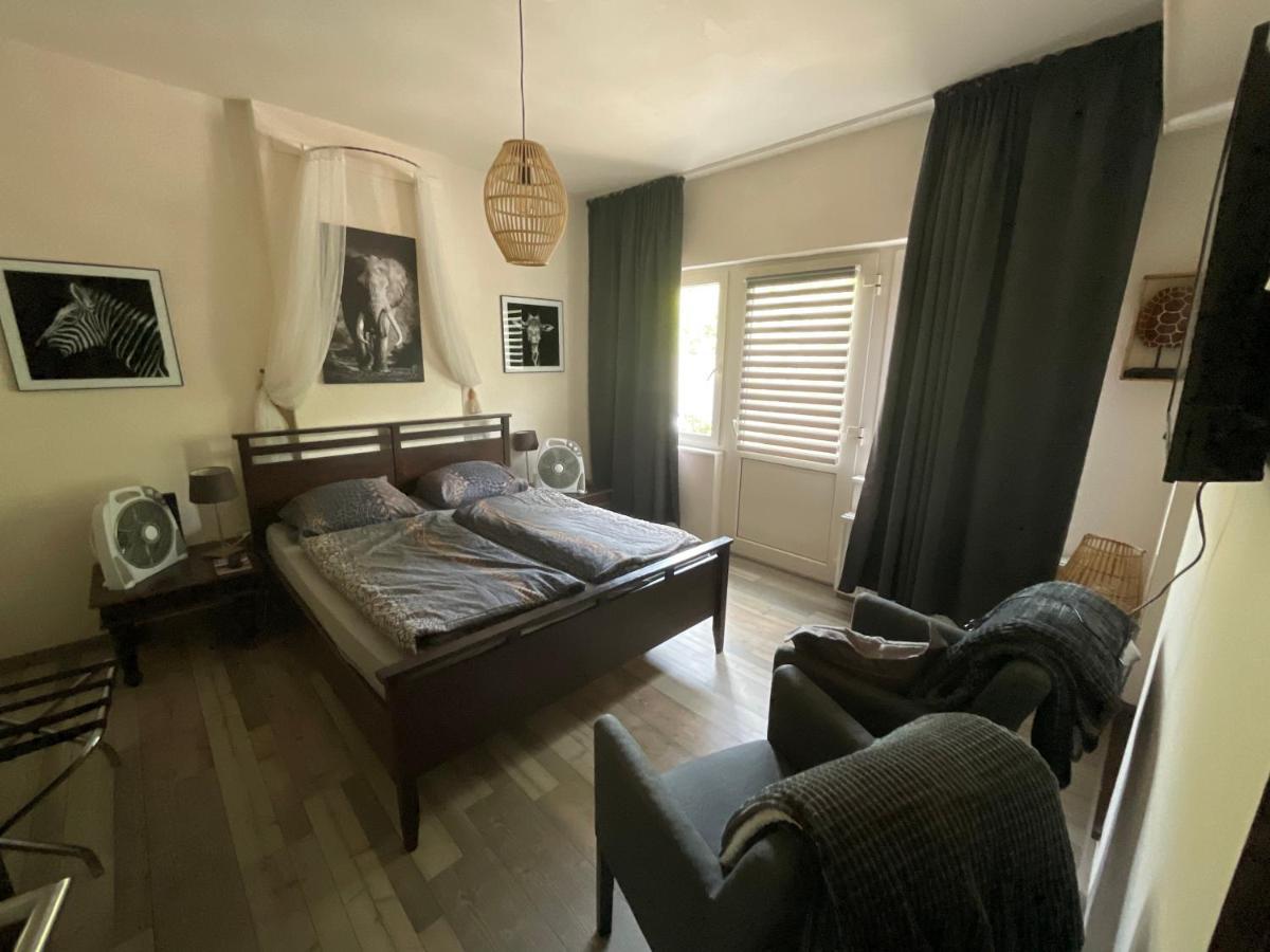 Pension Auberge De Dael Valkenburg aan de Geul Esterno foto